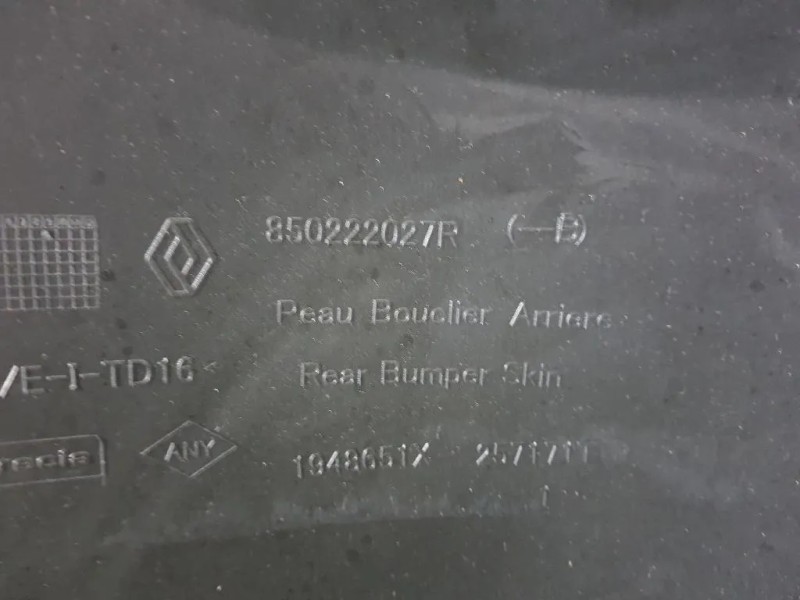 Paraurti POST 850222027R Dacia Duster II 2018