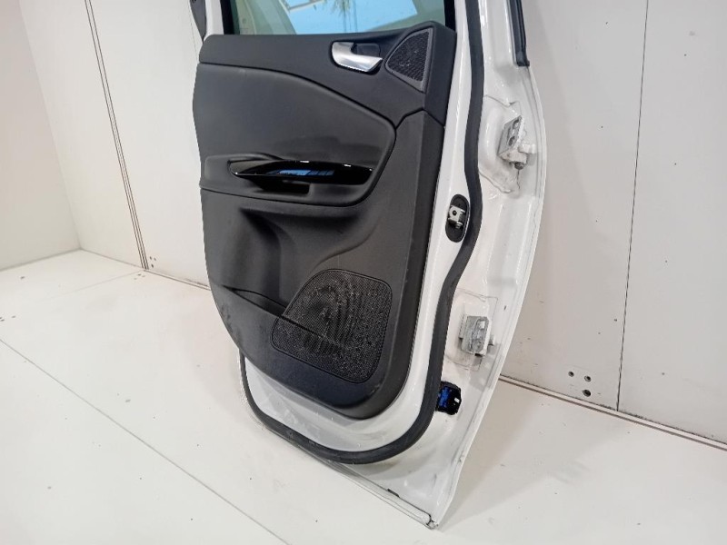Paraurti POST 850222027R Dacia Duster II 2018
