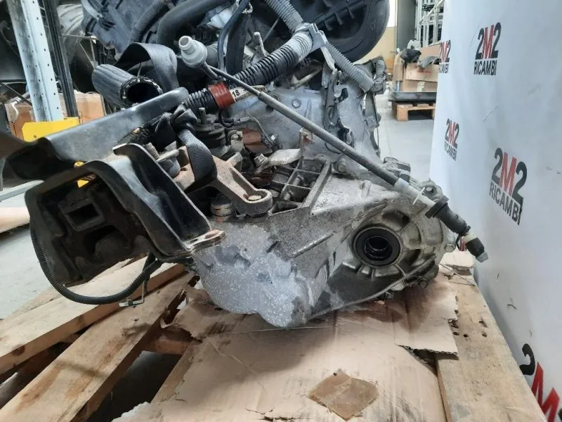 Cambio 303000H012 Toyota AYGO I 2005