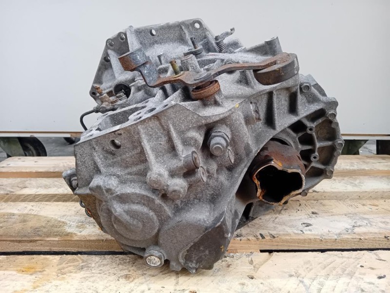 Cambio 303000D140 6 MARCE MANUALE Toyota Yaris IV 2012