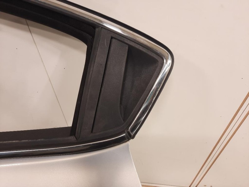 Paraurti POST 850222027R Dacia Duster II 2018