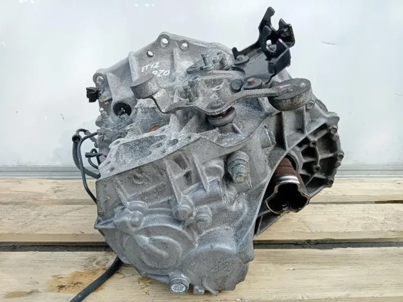 Cambio 3040052340 Toyota Yaris IV 2012