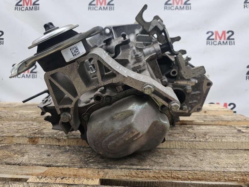 Cambio 1KRFE 303000D190 Toyota Yaris IV 2012