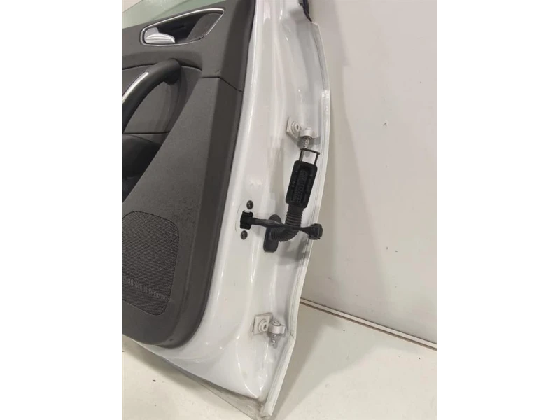 Porta POST SX 8X4833051B Audi A1 8XA Sportback 2012