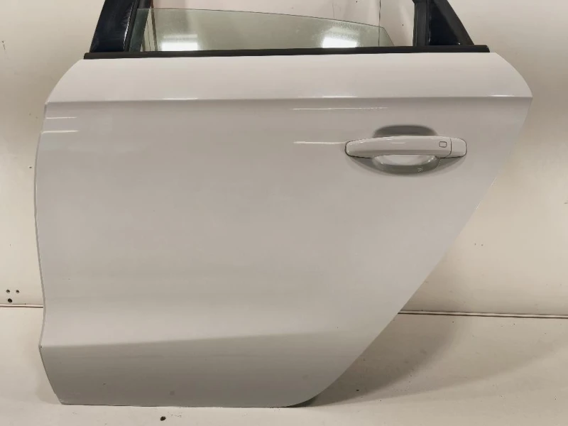 Porta POST SX 8X4833051B Audi A1 8XA Sportback 2012