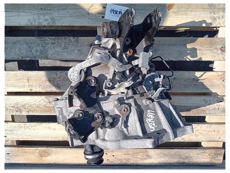 Cambio 303000D310 Toyota Yaris IV 2014