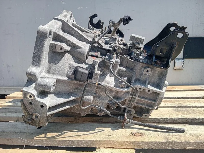 Cambio 303000D310 Toyota Yaris IV 2014