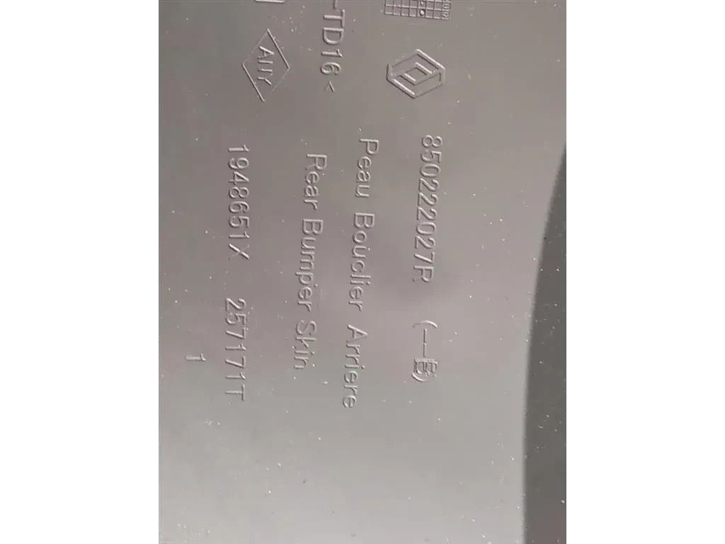 Paraurti POST 850222027R Dacia Duster II 2018