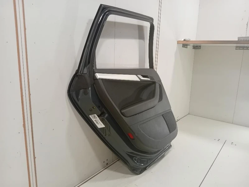 Porta POST SX 8P4833051A Audi A3 8PA Sportback 2010