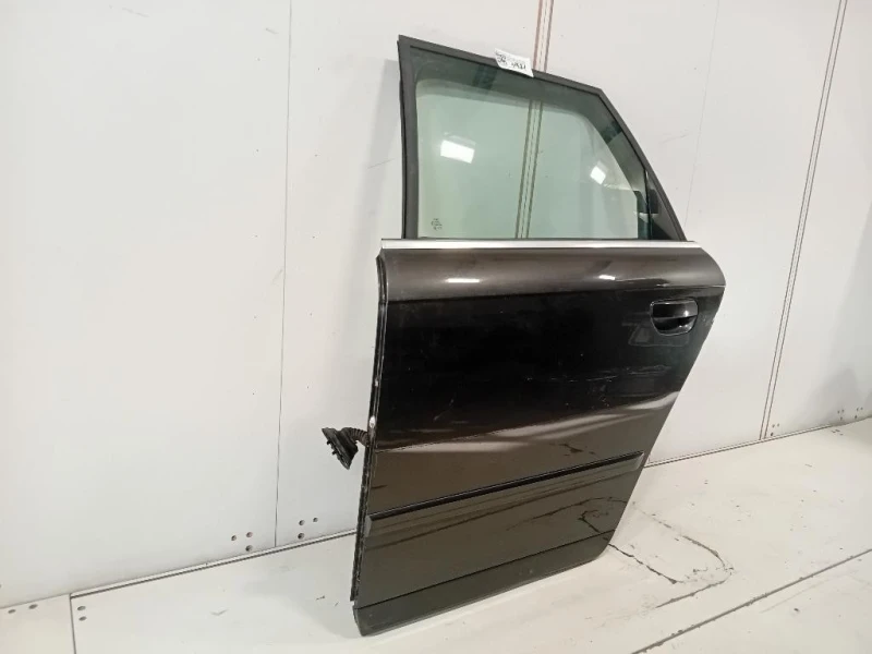 Porta POST SX 8E0833051J Audi A4 8ED Avant 2005