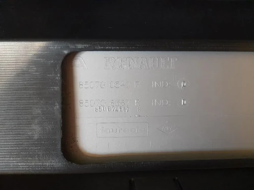 Paraurti POST 850222027R Dacia Duster II 2018