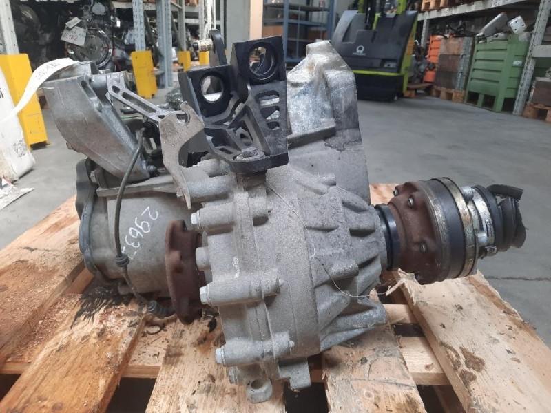 Cambio 02E300043LX006 BLS Volkswagen Caddy III 2004