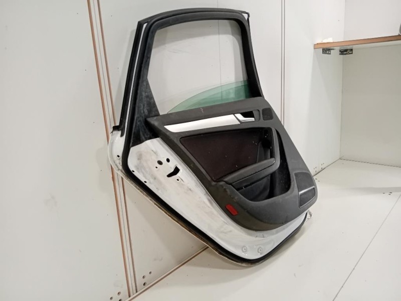 Porta POST SX 8K5833051C Audi A4 8K2 2008