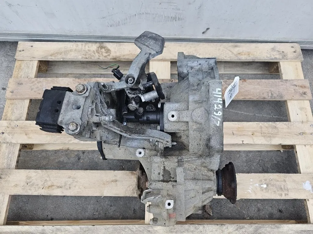 Cambio MHZ 0A4300046S Volkswagen Caddy IV 2011