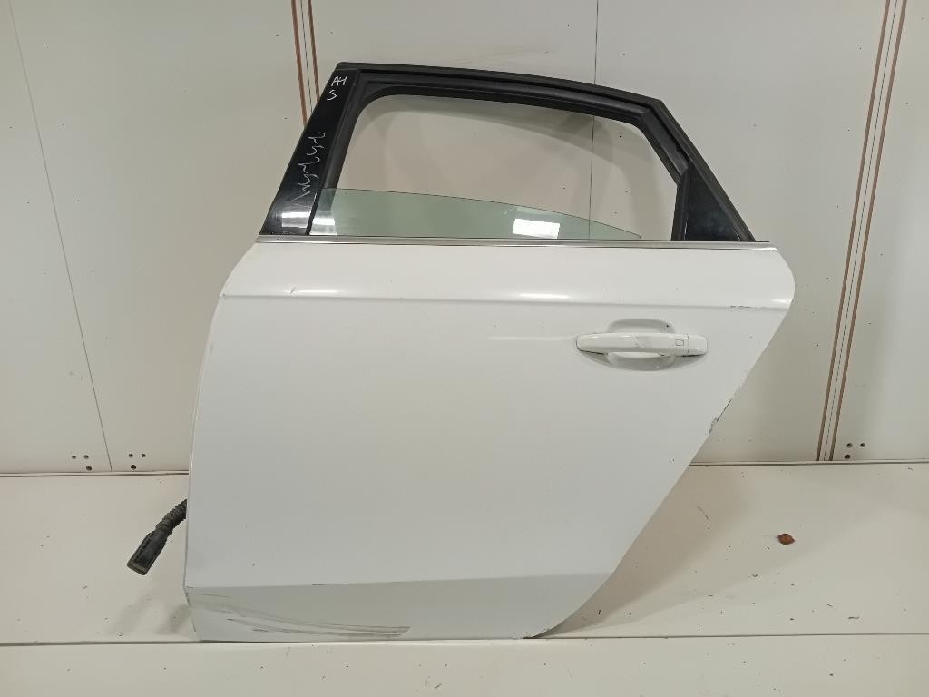 Porta POST SX 8K5833051C Audi A4 8K2 2008