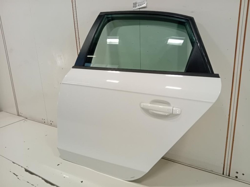 Porta POST SX 8K5833051C Audi A4 8K2 2008