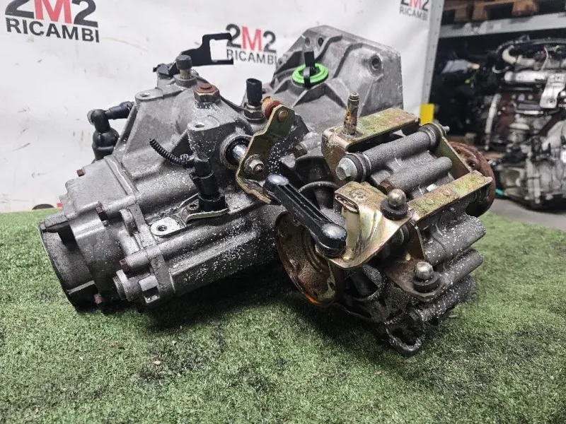 Cambio DUU 02K301107J Volkswagen GOLF IV 1998