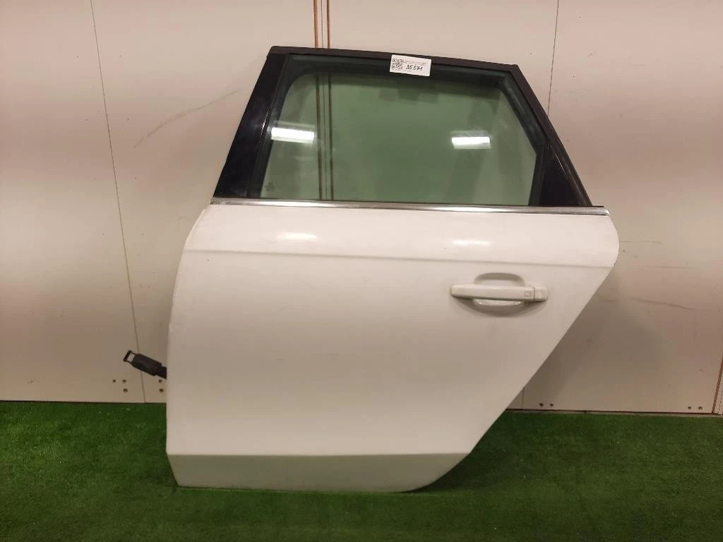 Porta POST SX 8K9833051D Audi A4 8K5 Avant 2008