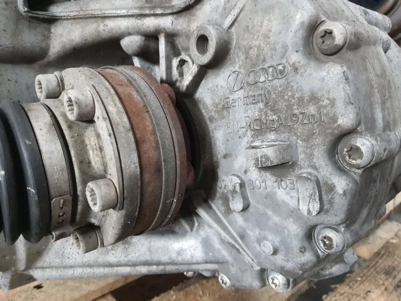 Cambio BMM 0AF300042H Volkswagen GOLF V 2004