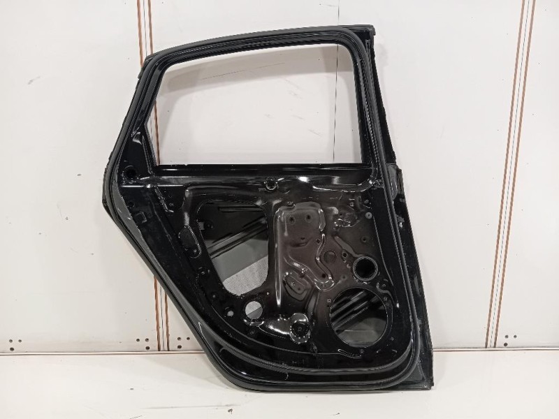 Porta POST SX 8W9833051E Audi A4 8W5 Avant 2015