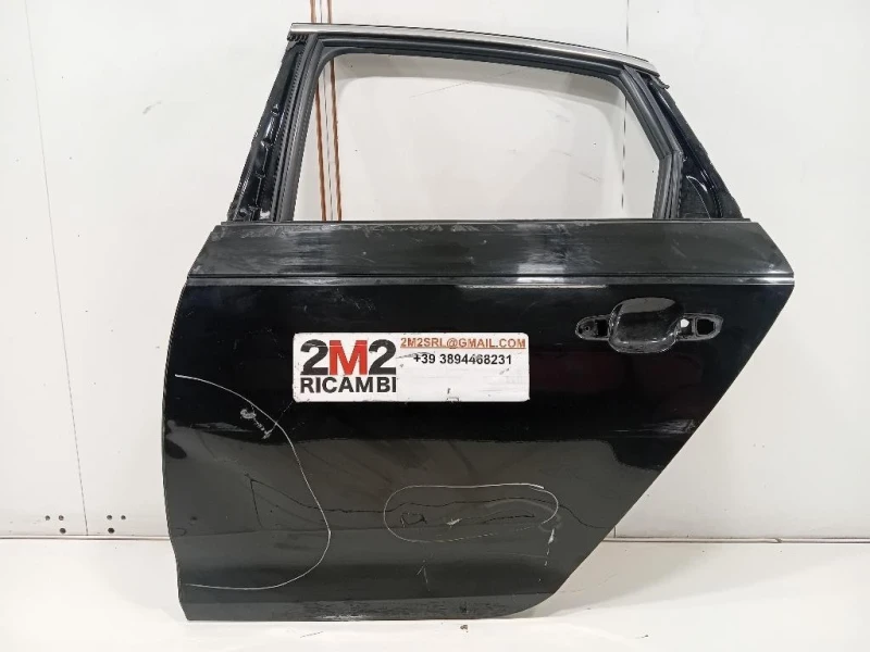 Porta POST SX 8W9833051E Audi A4 8W5 Avant 2015