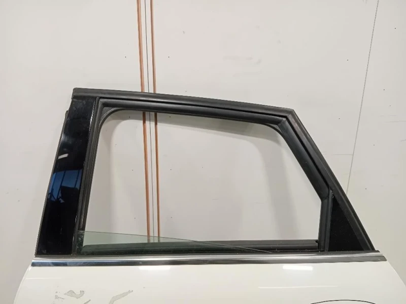 Porta POST SX 8U0833051 Audi Q3 8UB 2012