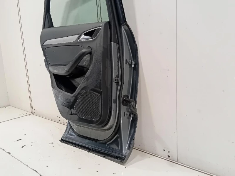 Porta POST SX 8U0833051 Audi Q3 8UB 2012