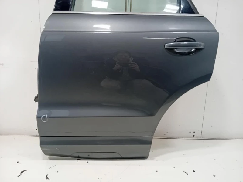 Porta POST SX 8U0833051 Audi Q3 8UB 2012