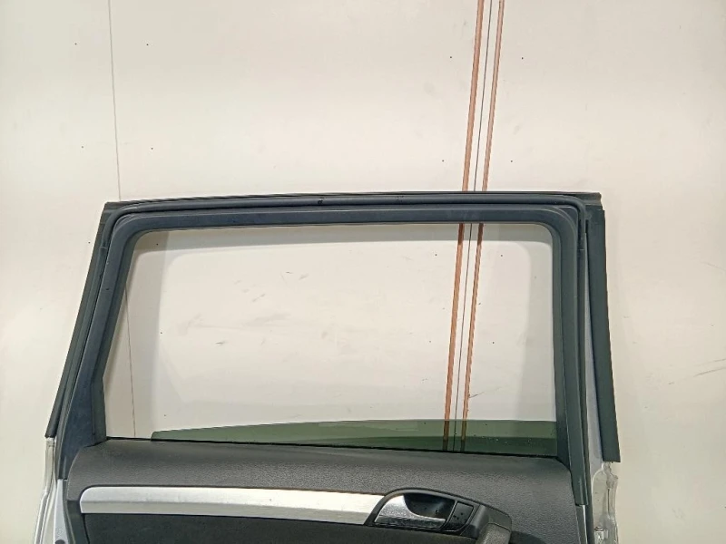 Porta POST SX 4L0833051 Audi Q7 4LB 2006