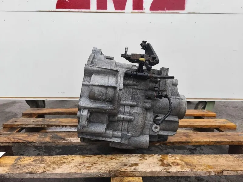 Cambio KXZ 6 MARCE MANUALE Volkswagen Passat V 2005