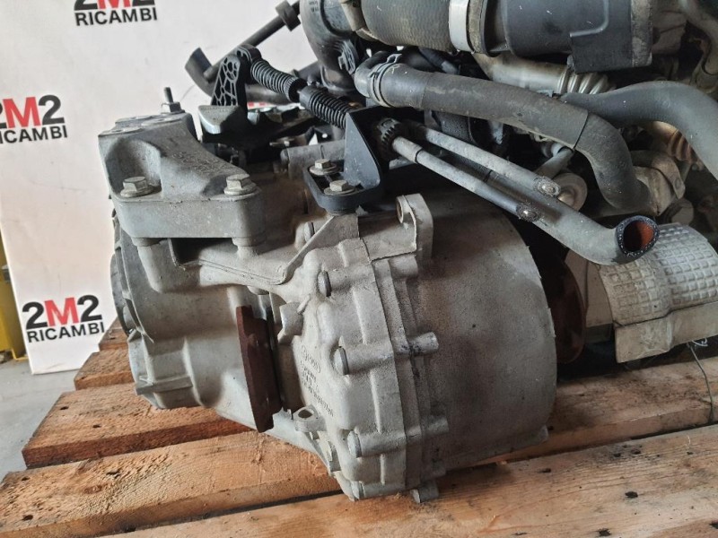 Cambio CFFB 02Q300050E Volkswagen Passat VI 2011