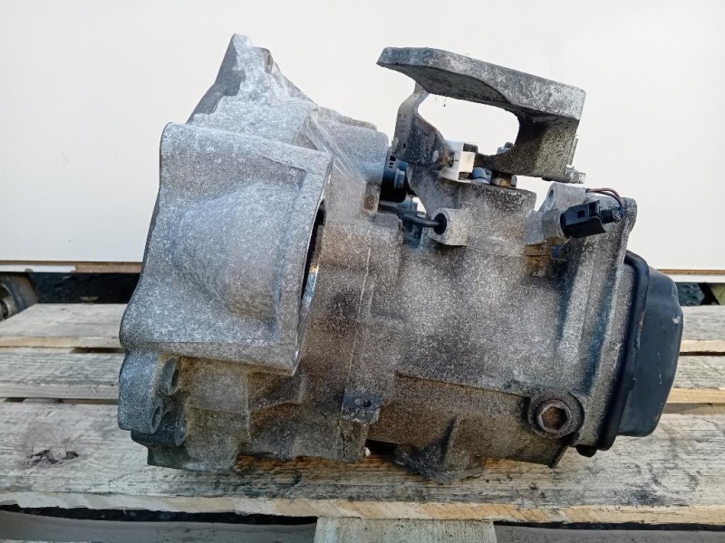 Cambio CAMBIO Volkswagen POLO IV 2002