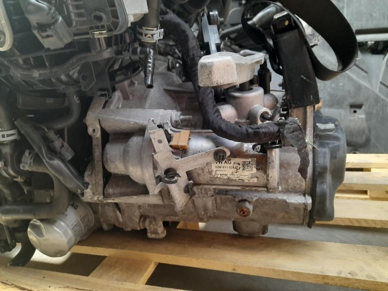 Cambio CJZC 02T300049SX Volkswagen POLO VI 2014