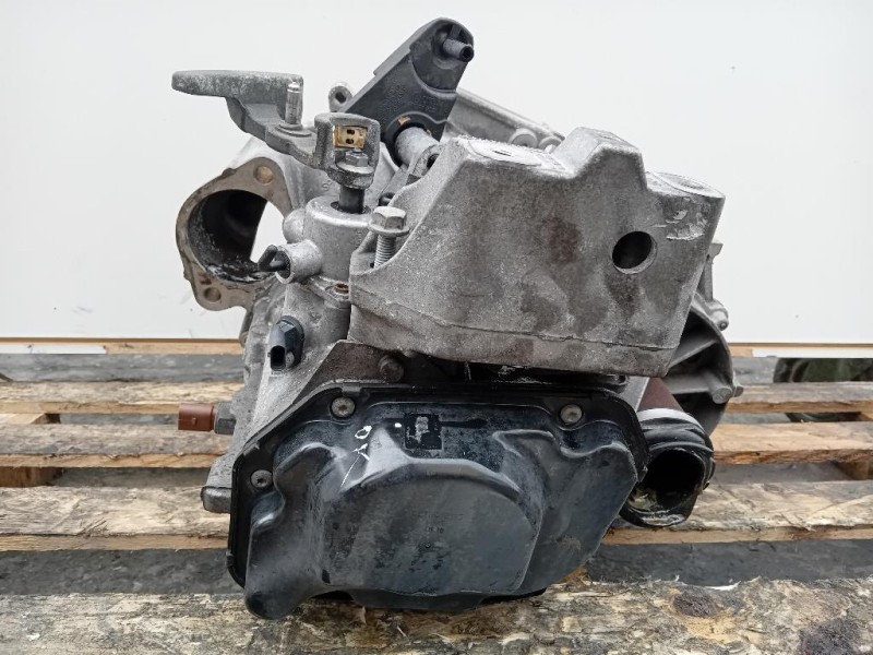 Cambio SJD 5 MARCE MANUALE Volkswagen POLO VII 2017