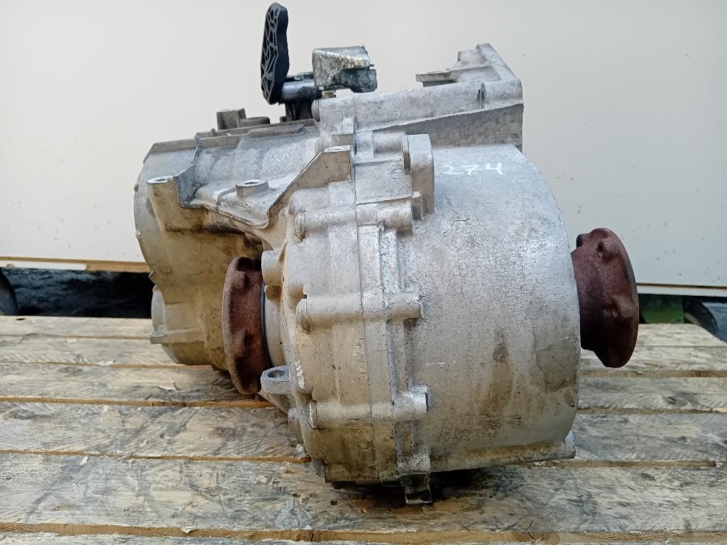 Cambio 6 MARCE MANUALE Volkswagen Touran III 2010