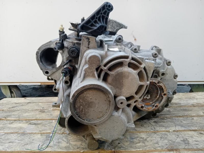 Cambio 6 MARCE MANUALE Volkswagen Touran III 2010