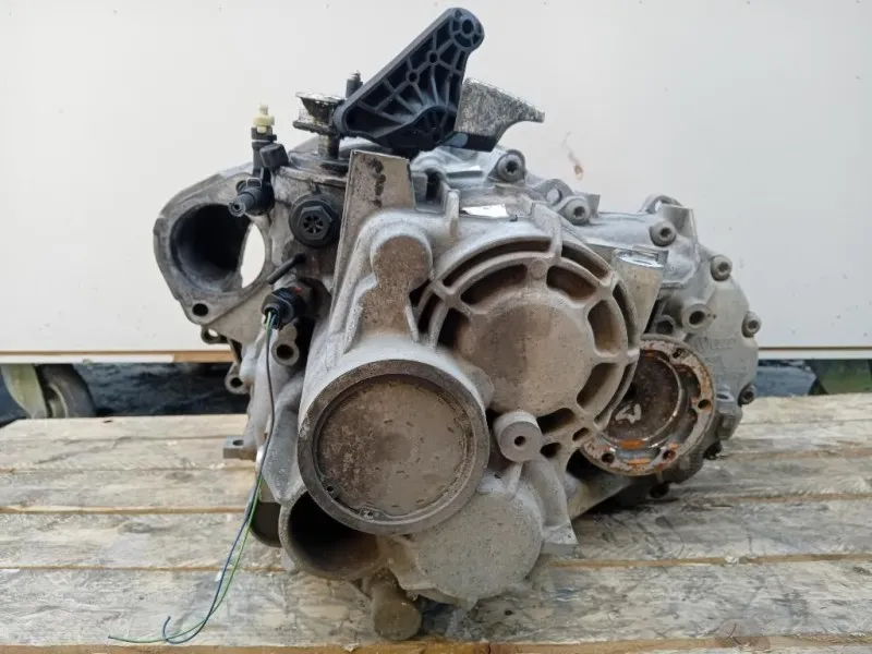 Cambio 6 MARCE MANUALE Volkswagen Touran III 2010