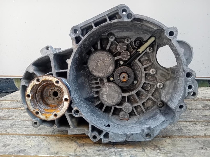 Cambio 6 MARCE MANUALE Volkswagen Touran III 2010