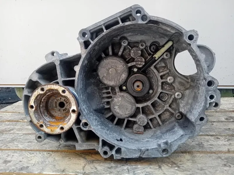 Cambio 6 MARCE MANUALE Volkswagen Touran III 2010