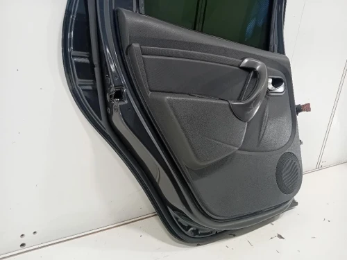 Porta POST SX 821014570R PORTA PORTIERA SPORTELLO Dacia Duster I 2014
