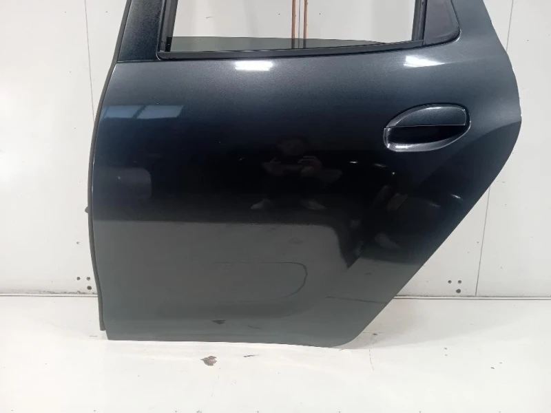Porta POST SX 821017139R Dacia Duster II 2018