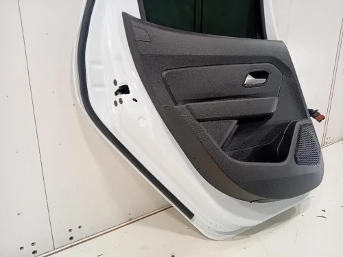 Porta POST SX 821017139R Dacia Duster II 2021