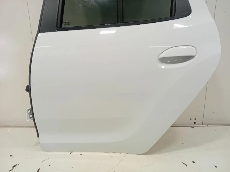 Porta POST SX 821017139R Dacia Duster II 2021