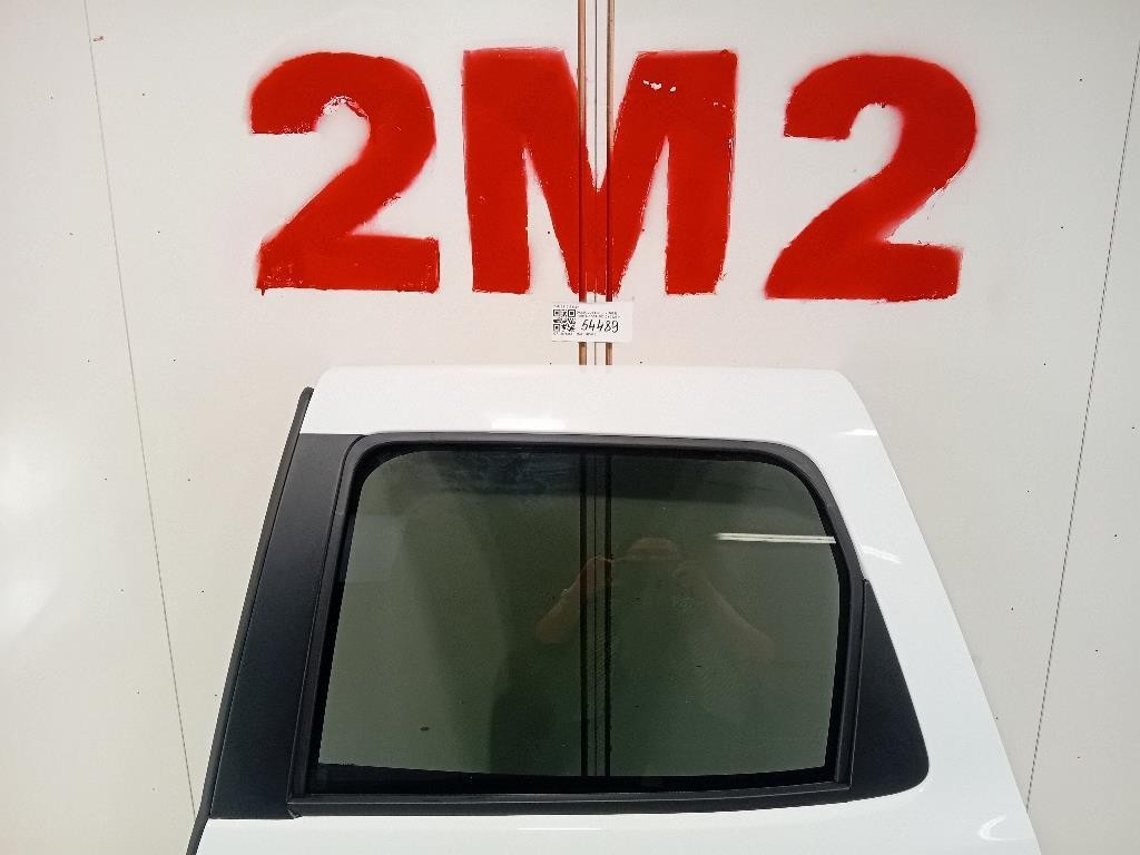 Paraurti POST AV1117906ADW Ford B-max 2012