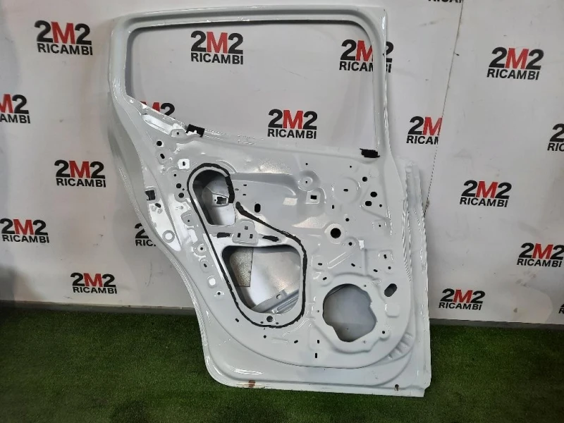 Porta POST SX 821017625R Dacia Sandero II 2016