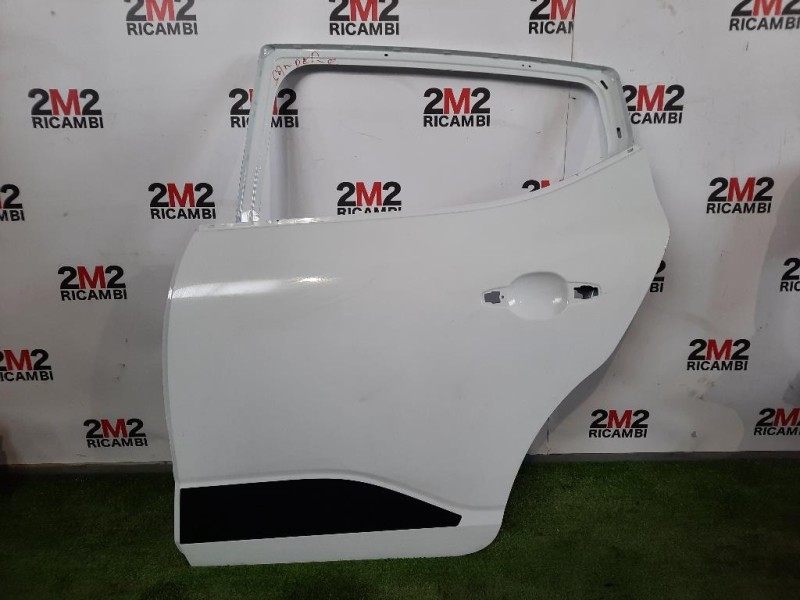 Paraurti POST NUDO AV1117906ADW Ford B-max 2012 Paraurti POST NUDO AV1117906ADW Ford B-max 2012