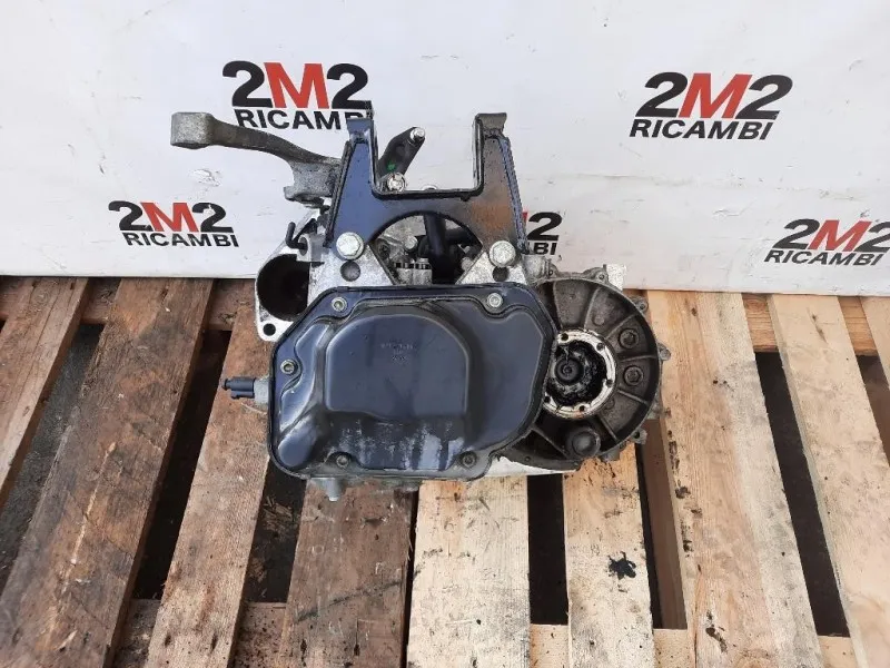 Cambio Revisionato 02T301103J Volkswagen POLO IV 2002