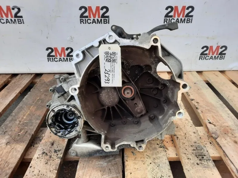 Cambio Revisionato 02T301103J Volkswagen POLO IV 2002