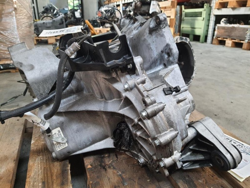 Cambio Revisionato 36013602 Volvo V40 II 2012