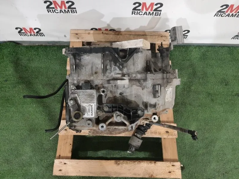 Cambio Revisionato D5204T2 31272377 Volvo V60 I 2010